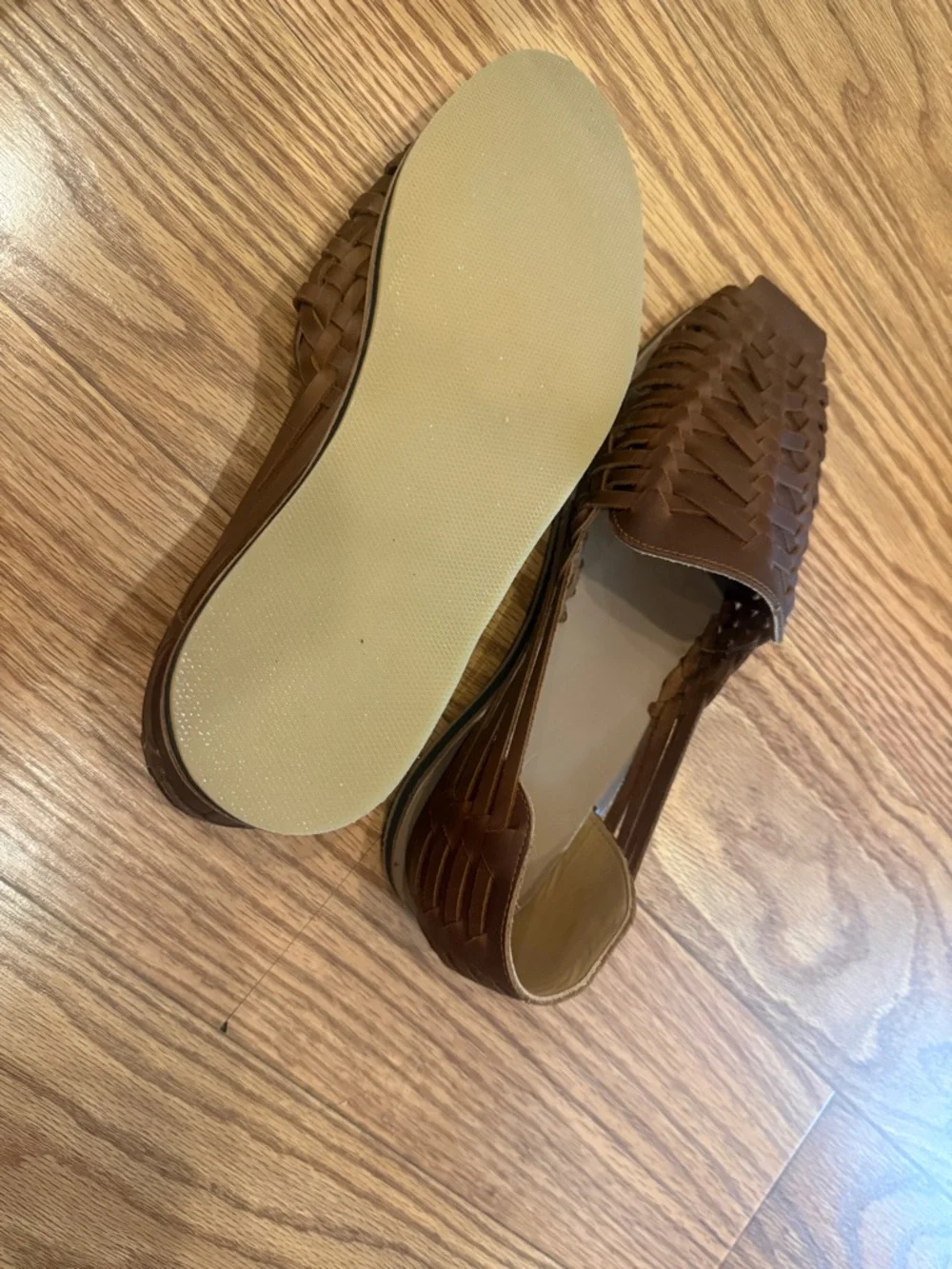 Brown Men’s Huaraches - Picture 2 of 5